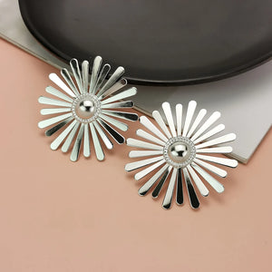 Chrysanthemum Earrings1