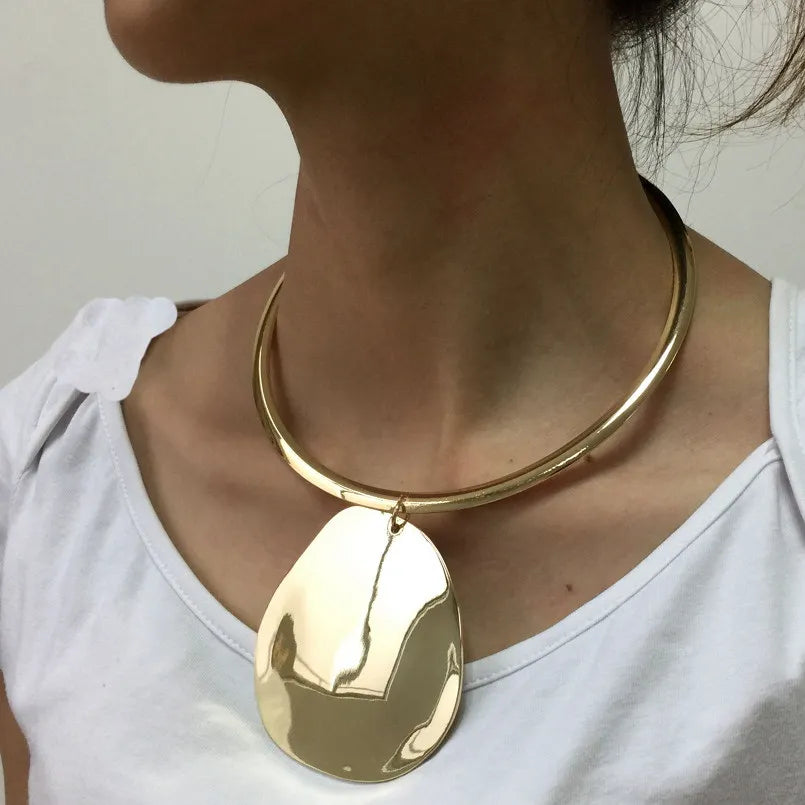 Big Circle Necklace